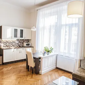 Apartment In Ungarn