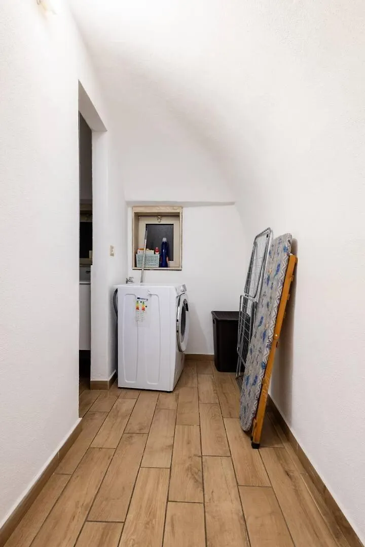Casa Proserpina CTA